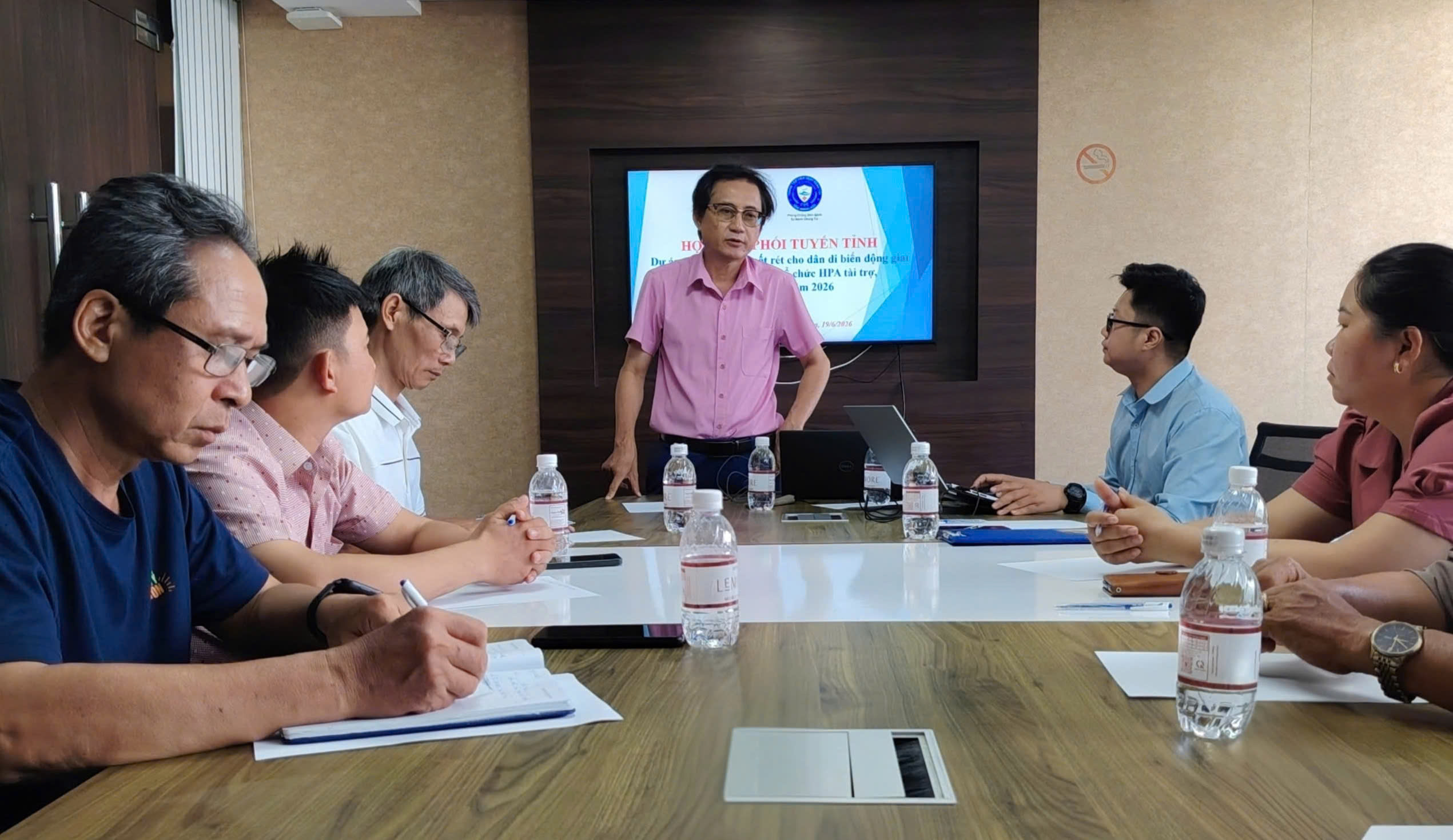 Tăng cường phối hợp triển khai Dự án phòng, chống sốt rét cho dân di biến động tỉnh Khánh Hòa